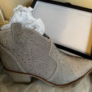 Elegant Gray Studded Women's Ankle Boots